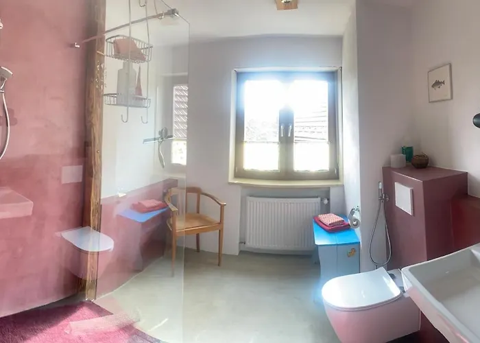 Auf Dem Land, Haus Hans Stepha דירה